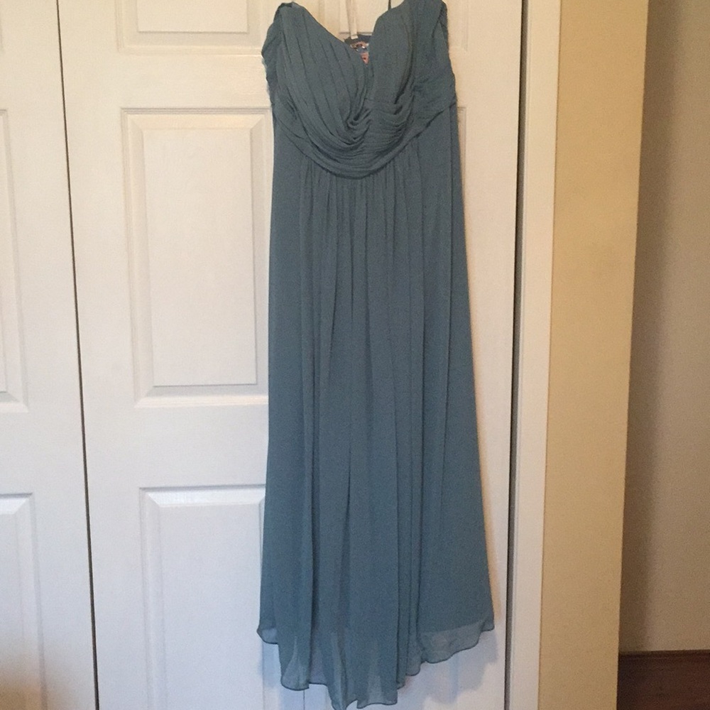 Bill Levkoff size 28 halter bridesmaid/prom dress